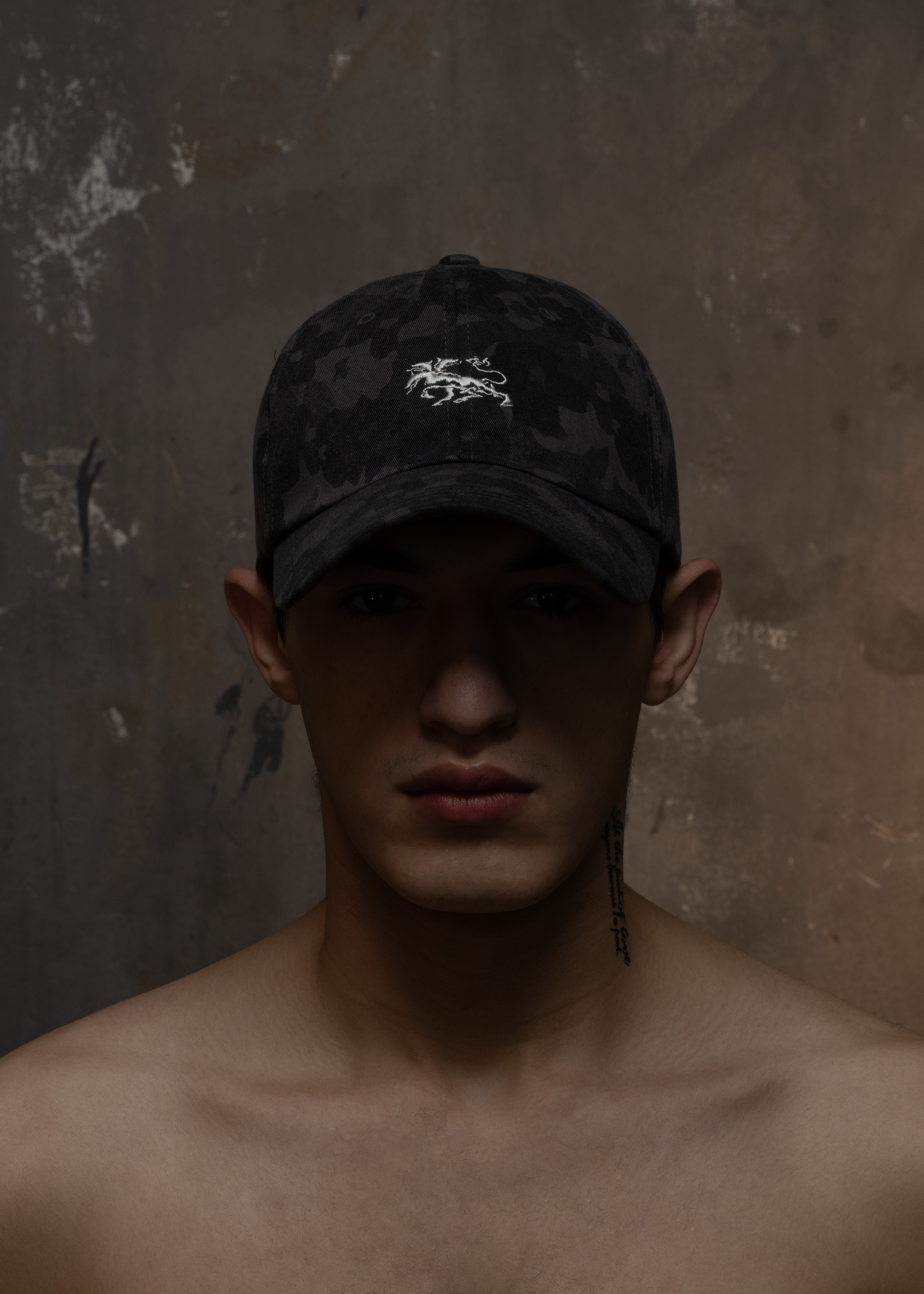 VINTAGE CAPTAIN CAMO CAP