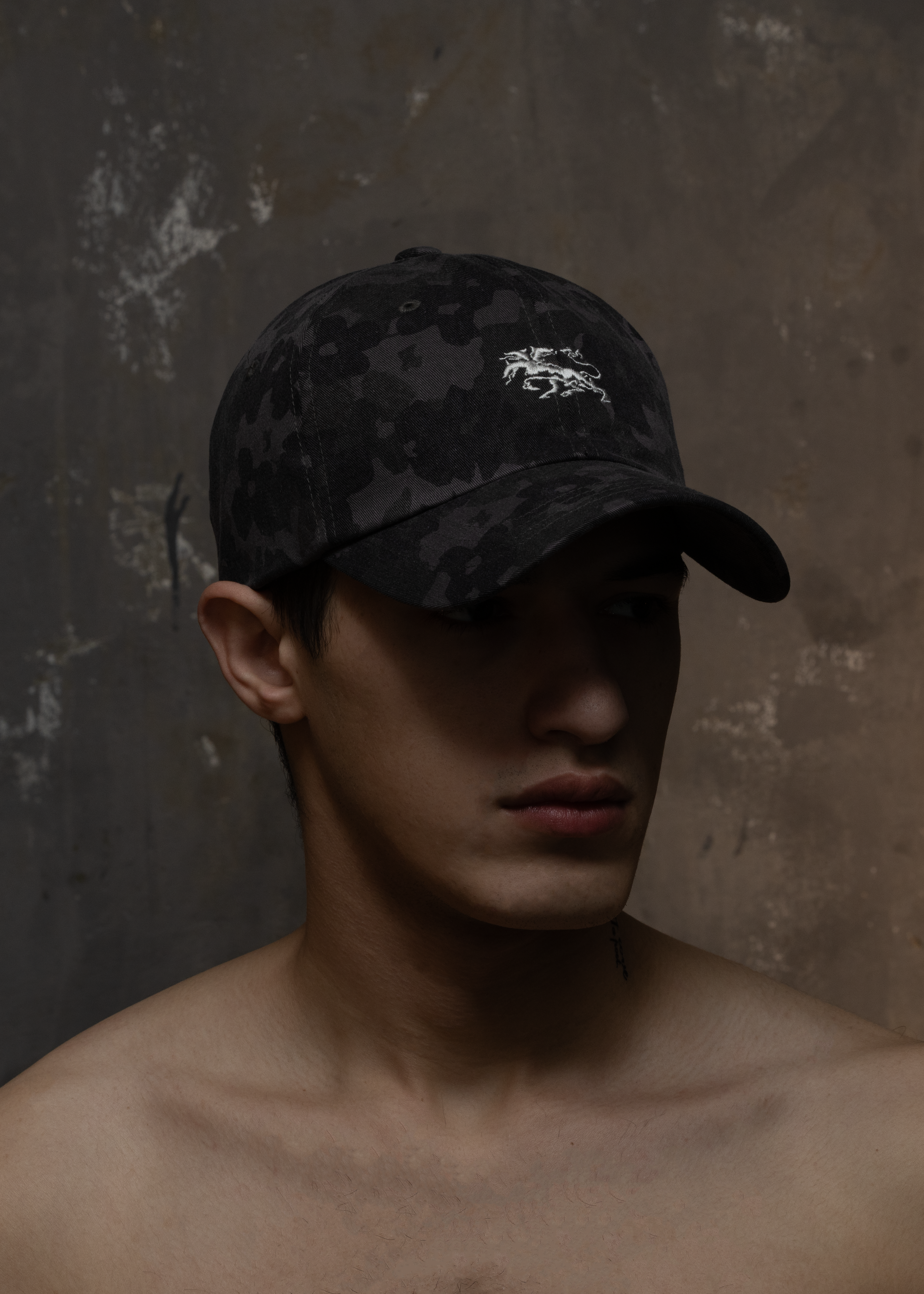 VINTAGE CAPTAIN CAMO CAP