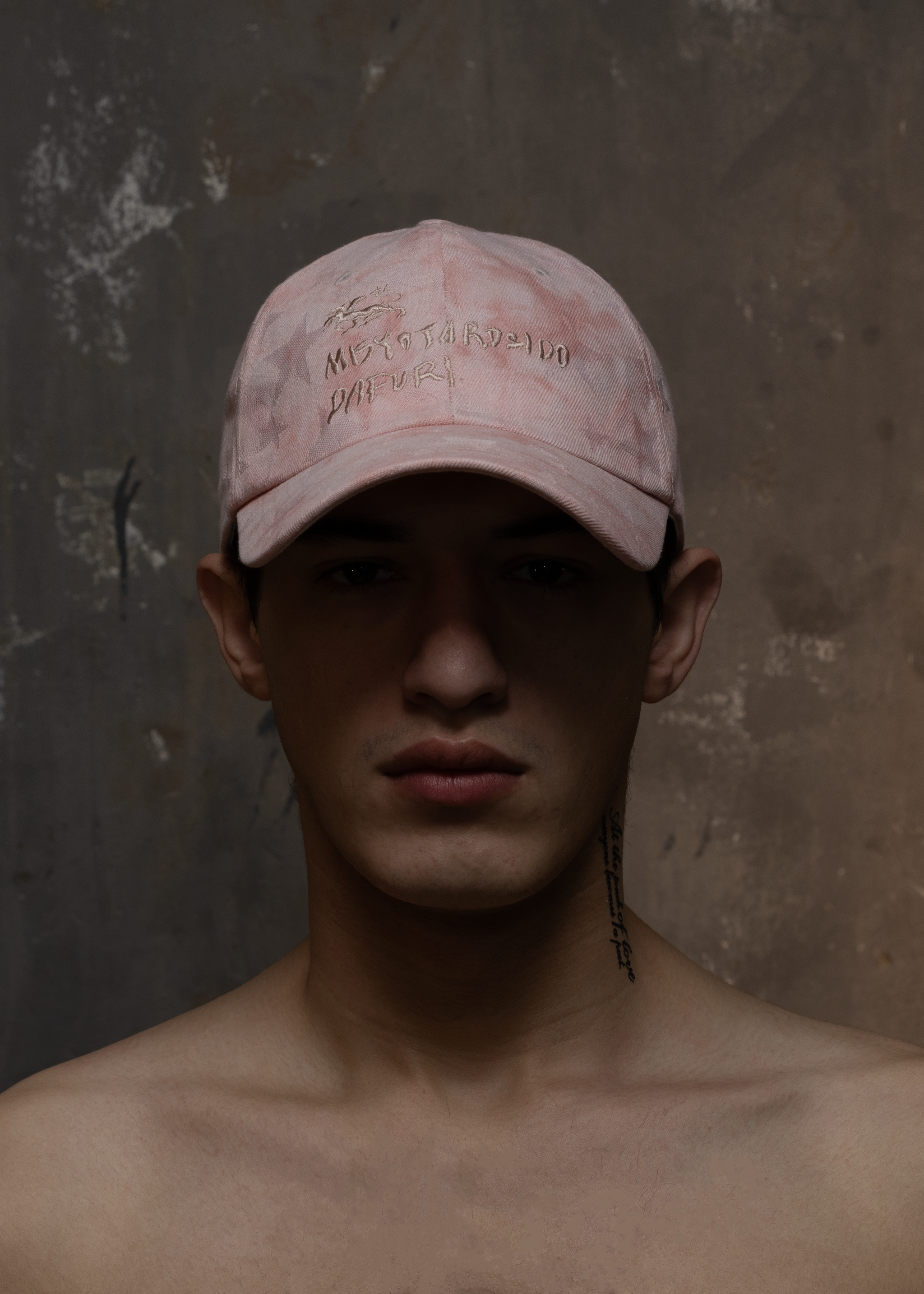 WASHED LETTERING BLUSHED STAR CAP